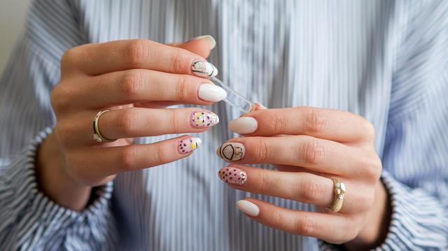 How to Protect Nails from Household Chemicals Easily How to Protect Nails from Household Chemicals Easily